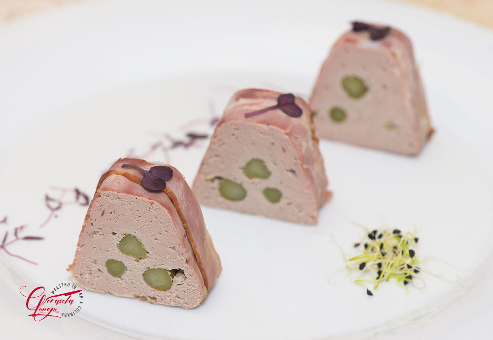 Chef Cerasela Lungu, Maestru în Arta Culinara, Consultanta Gastronomica pentru restaurante, Cursuri acreditate bucatar, Cursuri Bucatar Romania, Consultanță completă: meniu, flux tehnologic, instruire personal