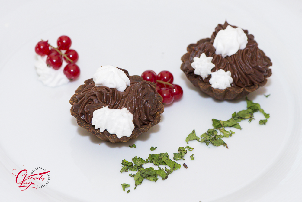 Chef Cerasela Lungu, Maestru în Arta Culinara, Consultanta Gastronomica pentru restaurante, Cursuri acreditate bucatar, Cursuri Bucatar Romania, Consultanță completă: meniu, flux tehnologic, instruire personal